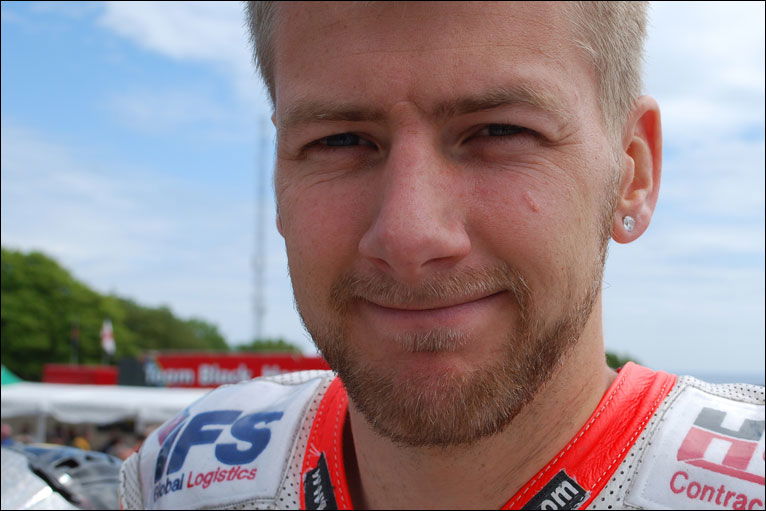 Cummins determined to make TT return in 2011