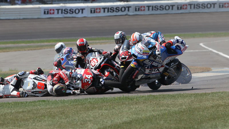 Moto2: Indianapolis crash sequence