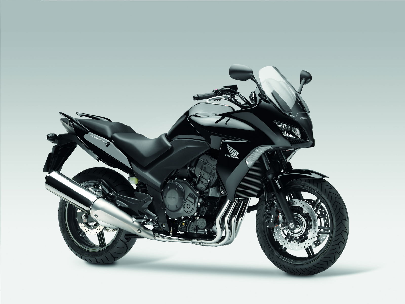 BMW introduce F800ST Touring