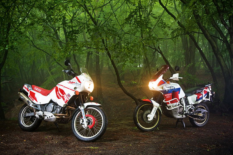 Modern Rockers: Triumph Thruxton, Ducati GT1000, Moto Guzzi V7