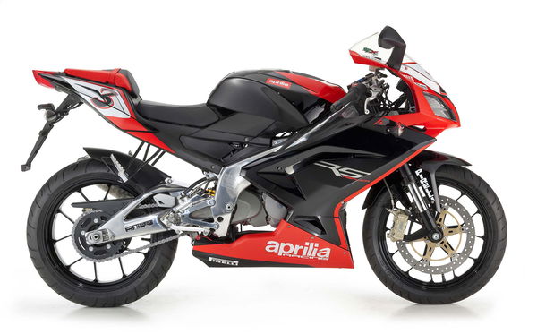 First Look: Aprilia Max Biaggi SR50, RS50 and RS125 replicas