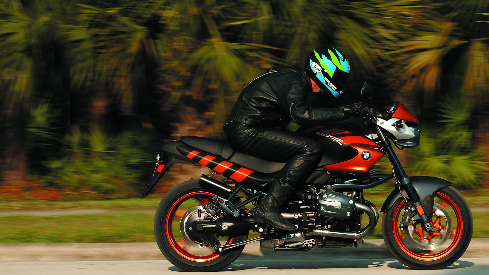 First Ride: BMW R1150 Rockster review