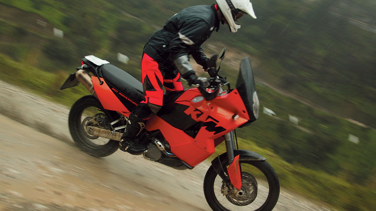 First Ride: KTM 950 Adventure
