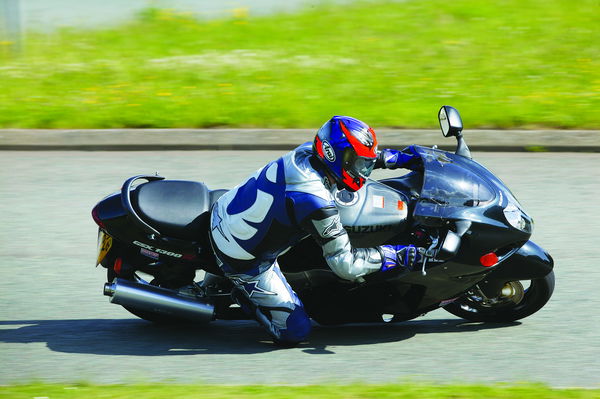 Used Test: Suzuki Hayabusa GSX-1300R review