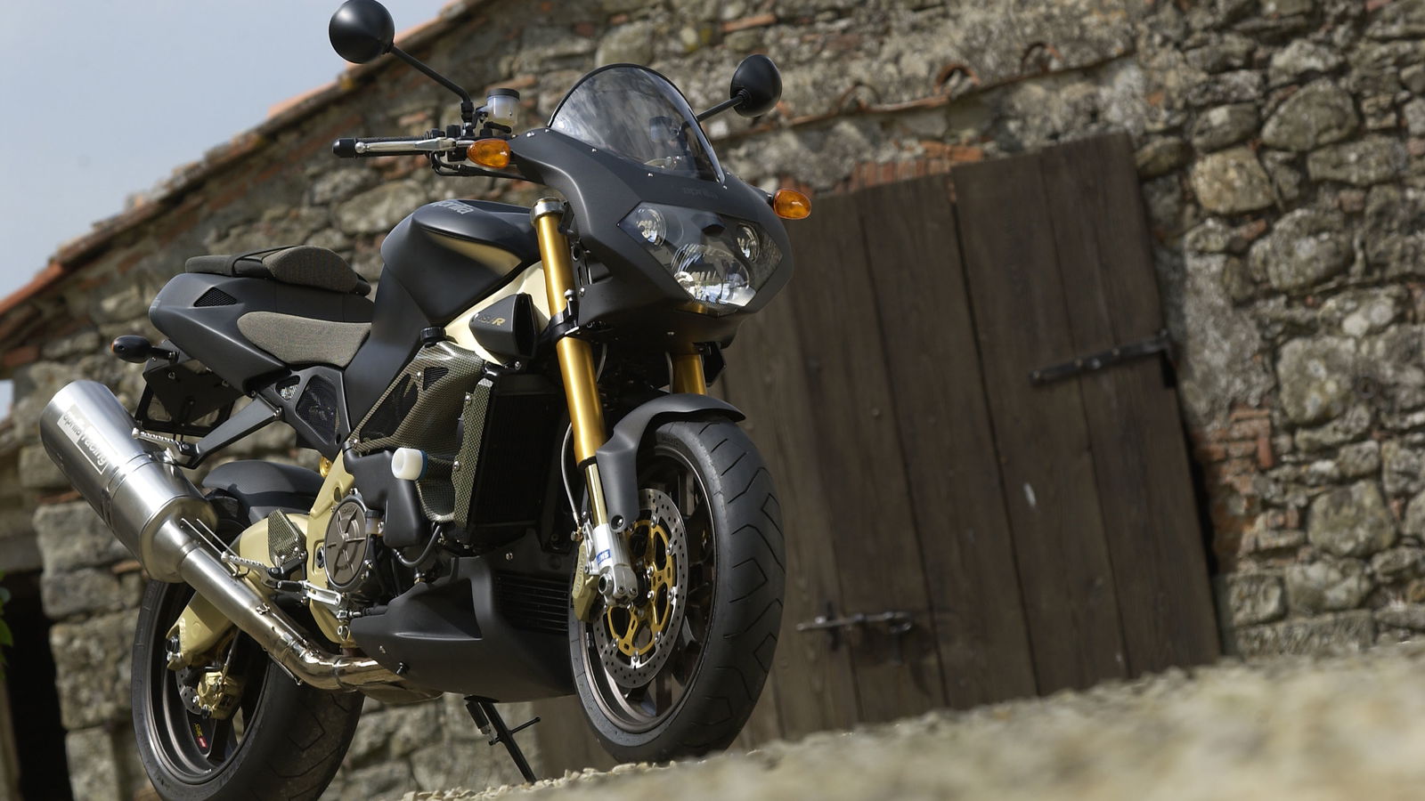 First Ride: 2002 Aprilia Tuono