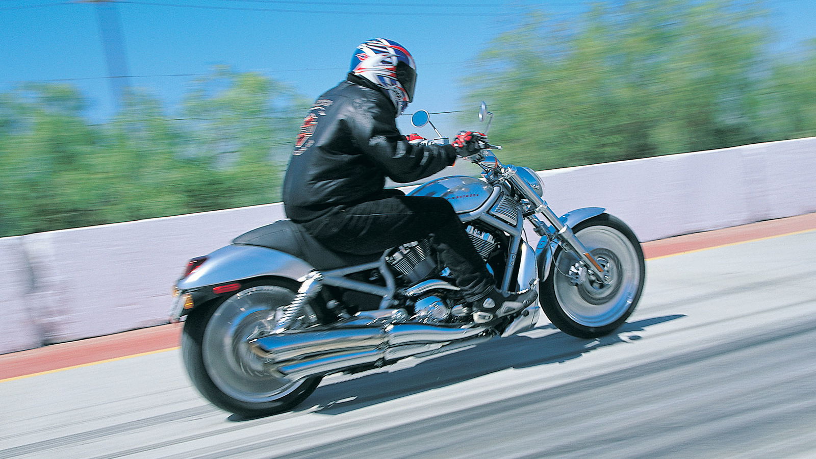 First Ride: 2002 Harley-Davidson VRSCA V-Rod review