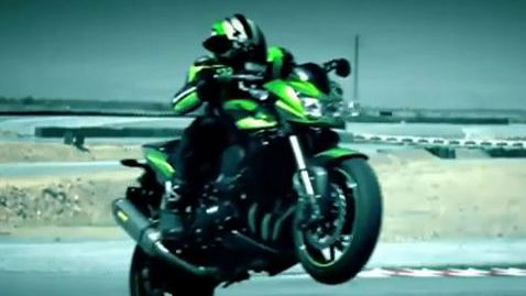 Video: 2011 Kawasaki Z750R