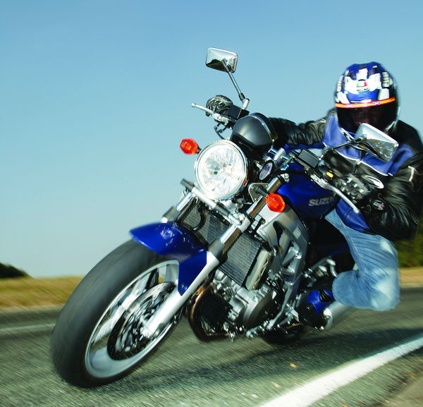 Niall's Spin: Suzuki SV1000