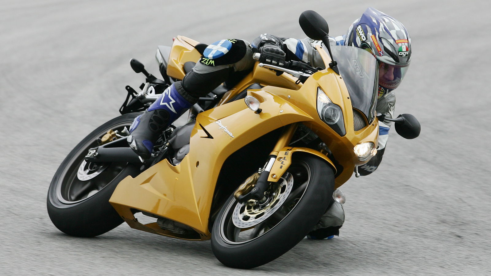 First Ride: 2006 Triumph Daytona 675
