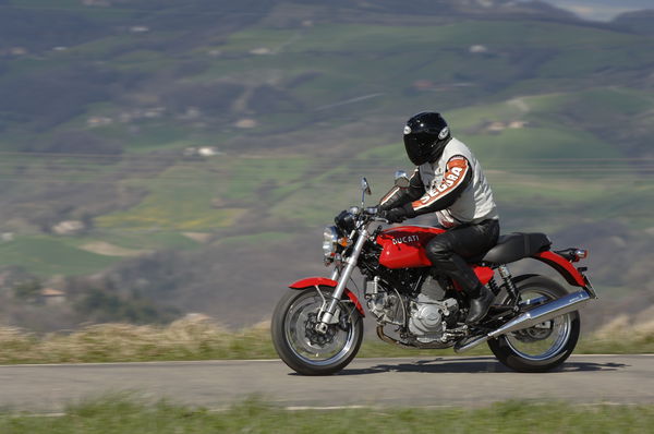 First Ride: 2006 Ducati Monster 695