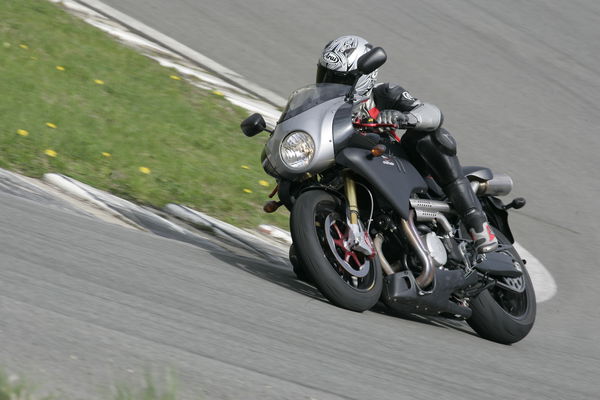 First Ride: 2006 BMW R1200R