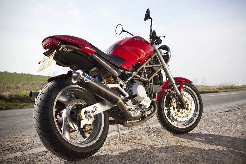 2006 GSX-R750 K6 review