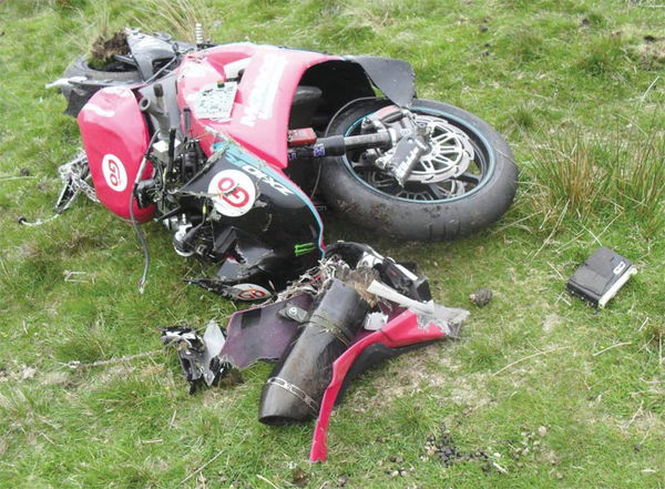 Hutchinson suffers broken leg in first lap drama at Silverstone BSS