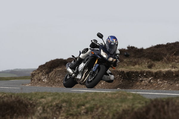 Niall's Spin: Yamaha FZ1 Fazer