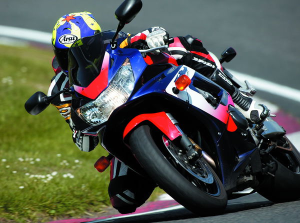 1992 Honda Fireblade CBR900RR review