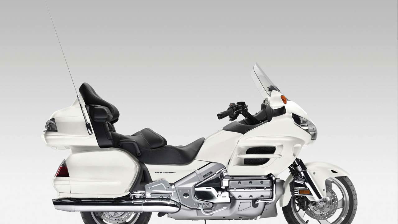 Three new colours for Goldwing in 2010