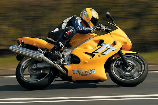 Niall's Spin - Triumph TT600 (2002-03)