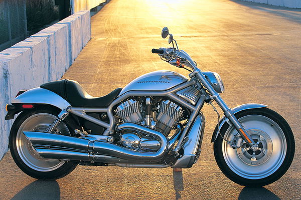 Niall's Spin - Harley-Davidson VRSCA V-Rod