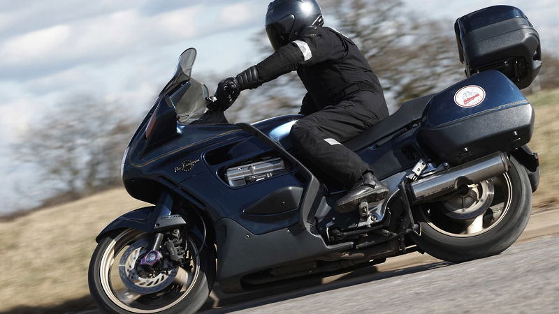 Niall's Spin: Honda Pan European ST1100 (2001-02)