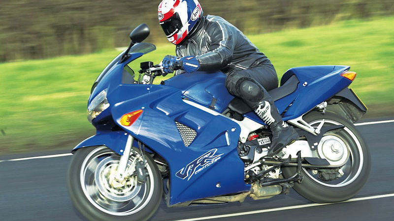 Niall's Spin: Honda VFR800 (2002-2005)