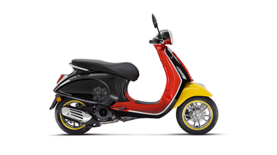 Vespa Primavera Disney Mickey Mouse Edition.