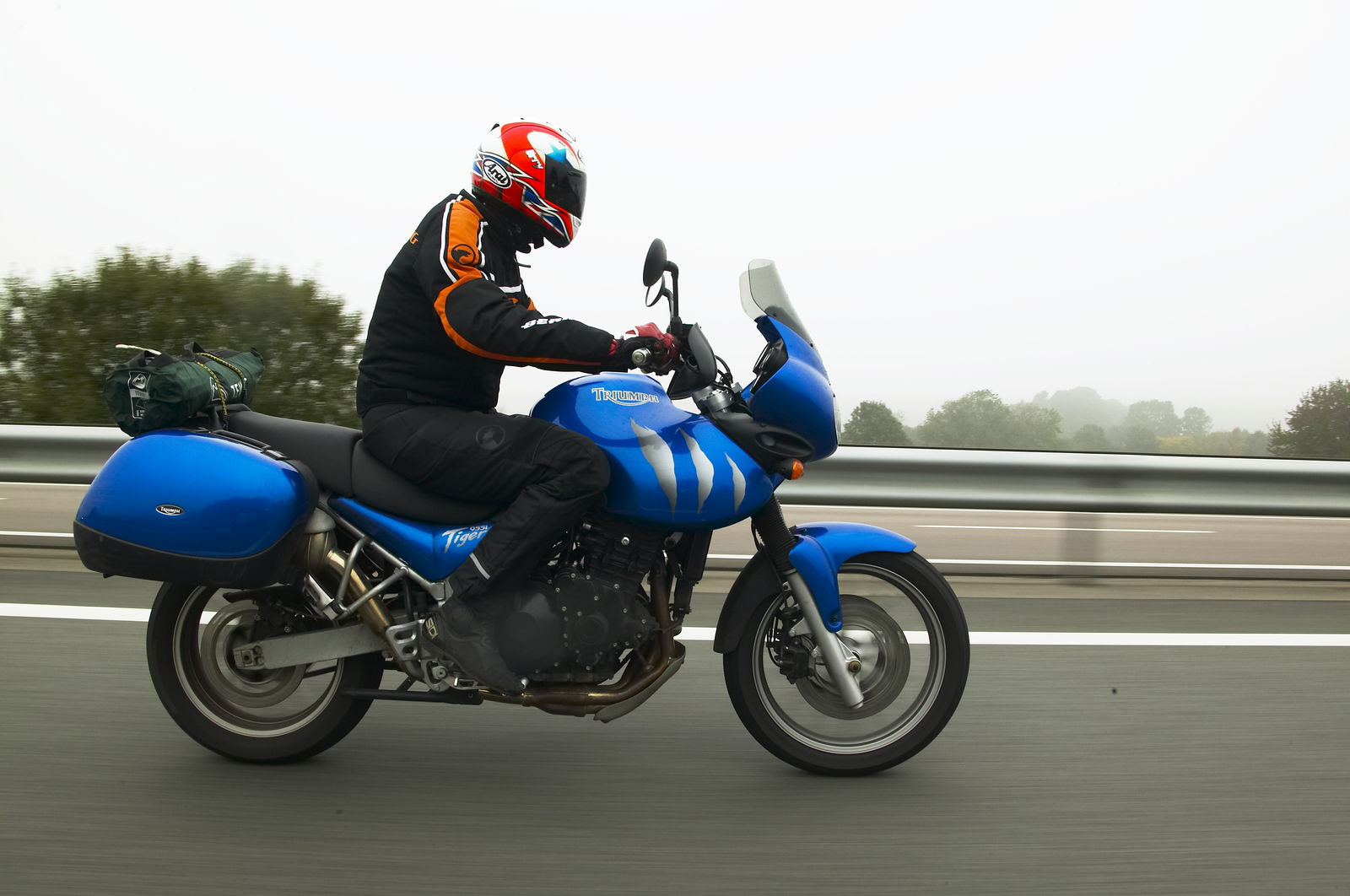First Ride: 2006 KTM 950 Adventure review