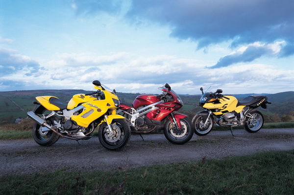 Road Test: GSX-R 750 vs. Crescent GSX-R 750