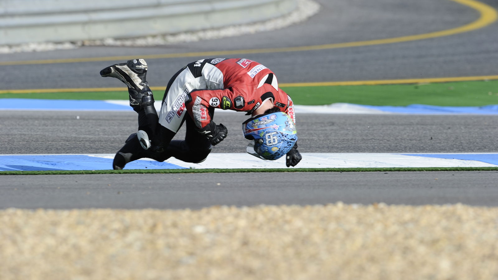 Estoril: 118 crashes over GP weekend