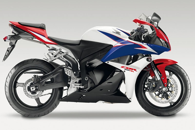 2010 Honda CBR600RR revealed!