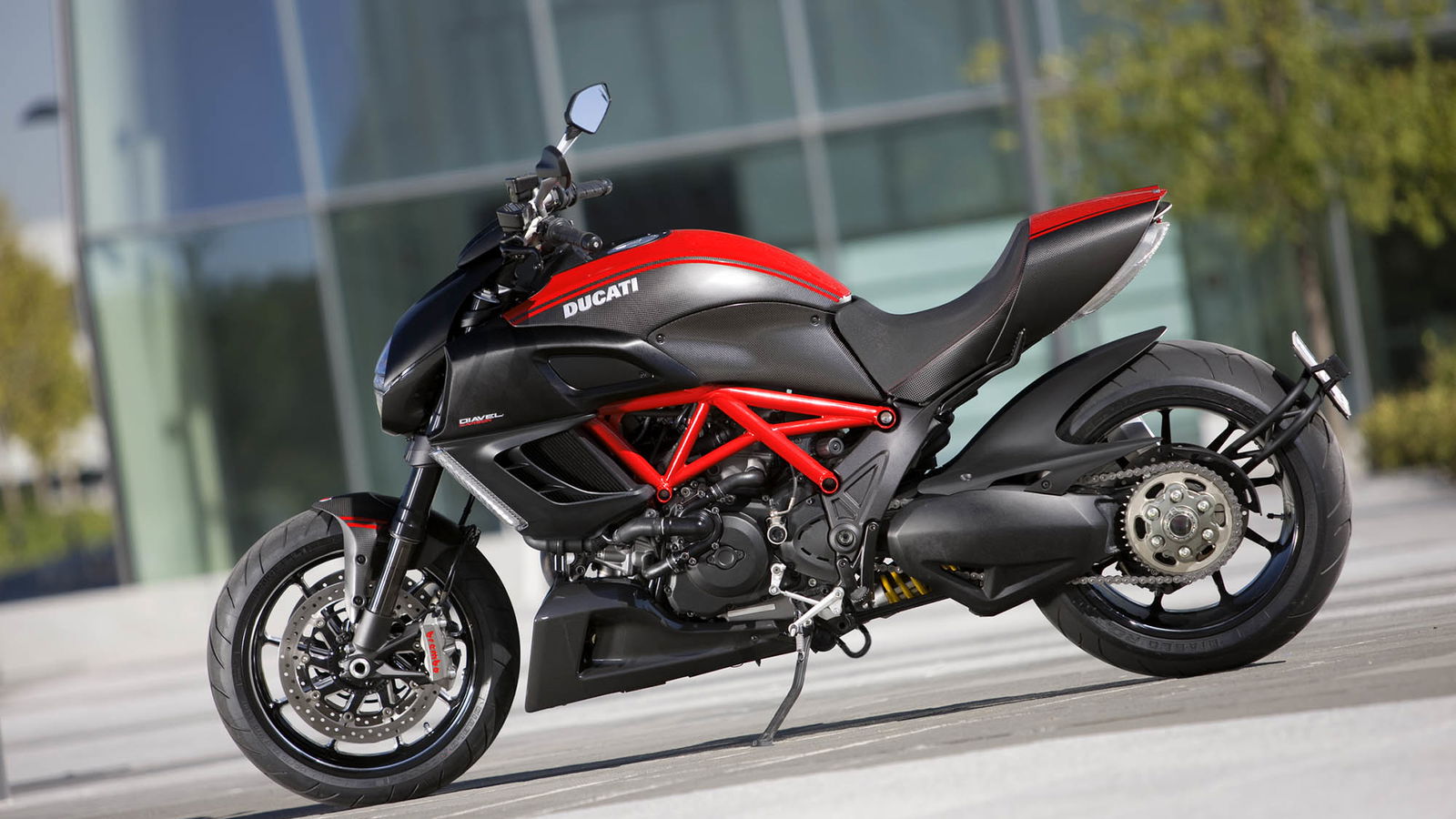 Who will be first with a Diavel rival?
