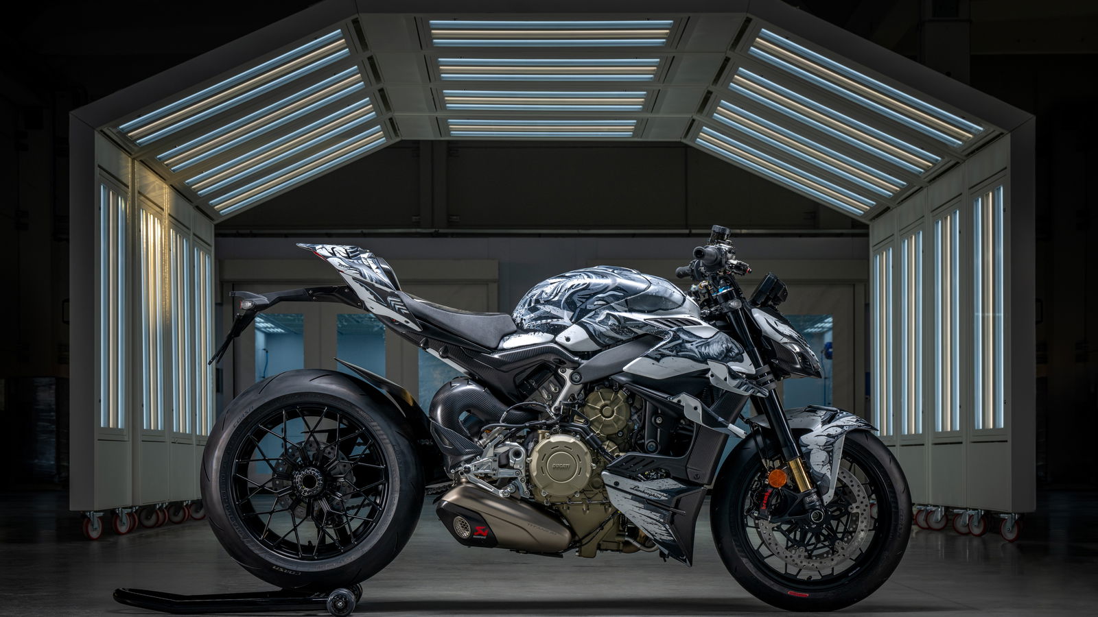 Ducati Streetfighter V4 Lamborghini Speciale Clienti Centauro.