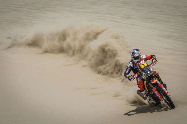 Honda's Joan Barreda breezes to first place finish in Dakar Stage 5