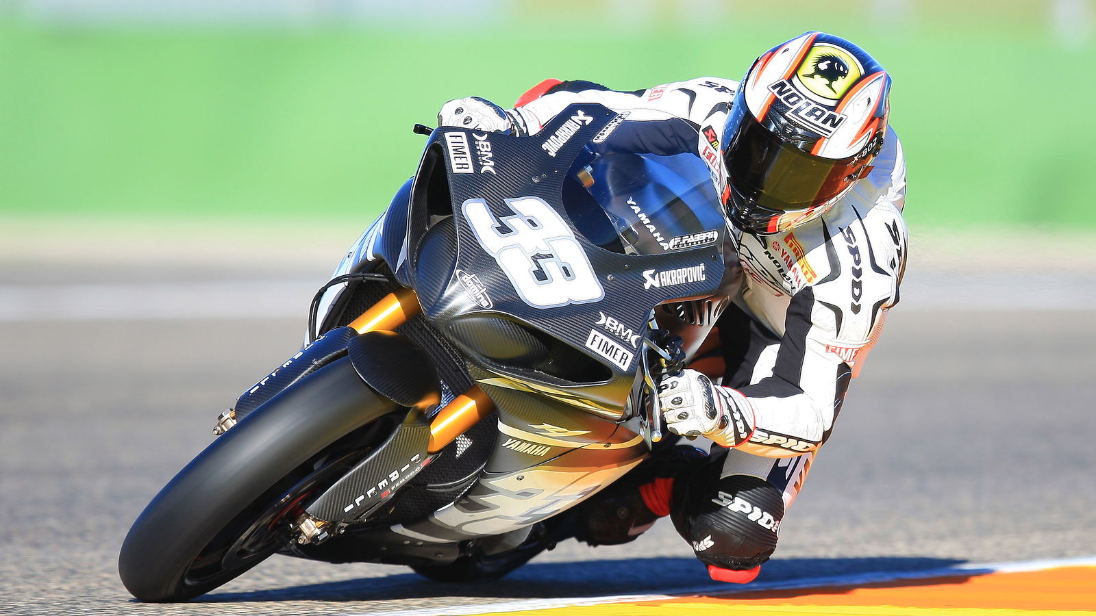 Melandri 0.2 secs off Rossi at Valencia test