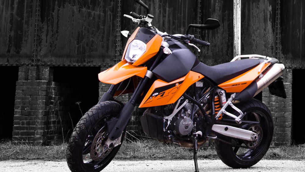 Living with a 2008 KTM 990SM