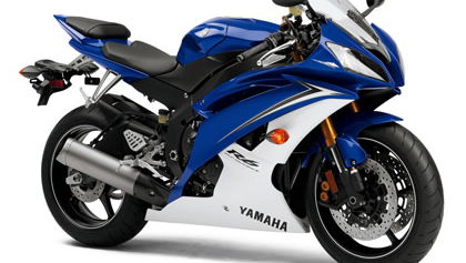 Near highside on a Yamaha R6
