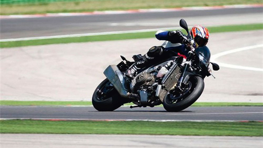 Aprilia's new Tuono V4R