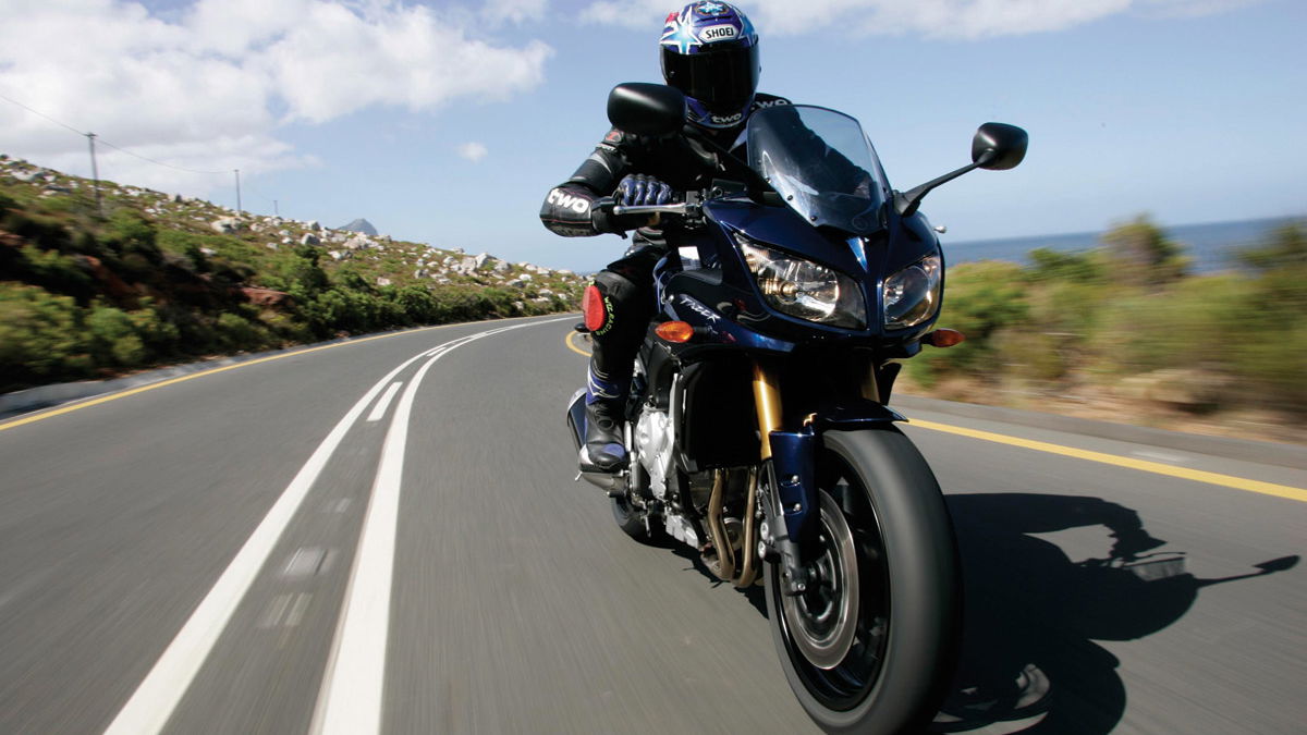 First Ride: 2006 Yamaha FZ1 Fazer