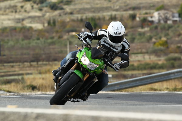 First Ride: 2011 Kawasaki Z750R