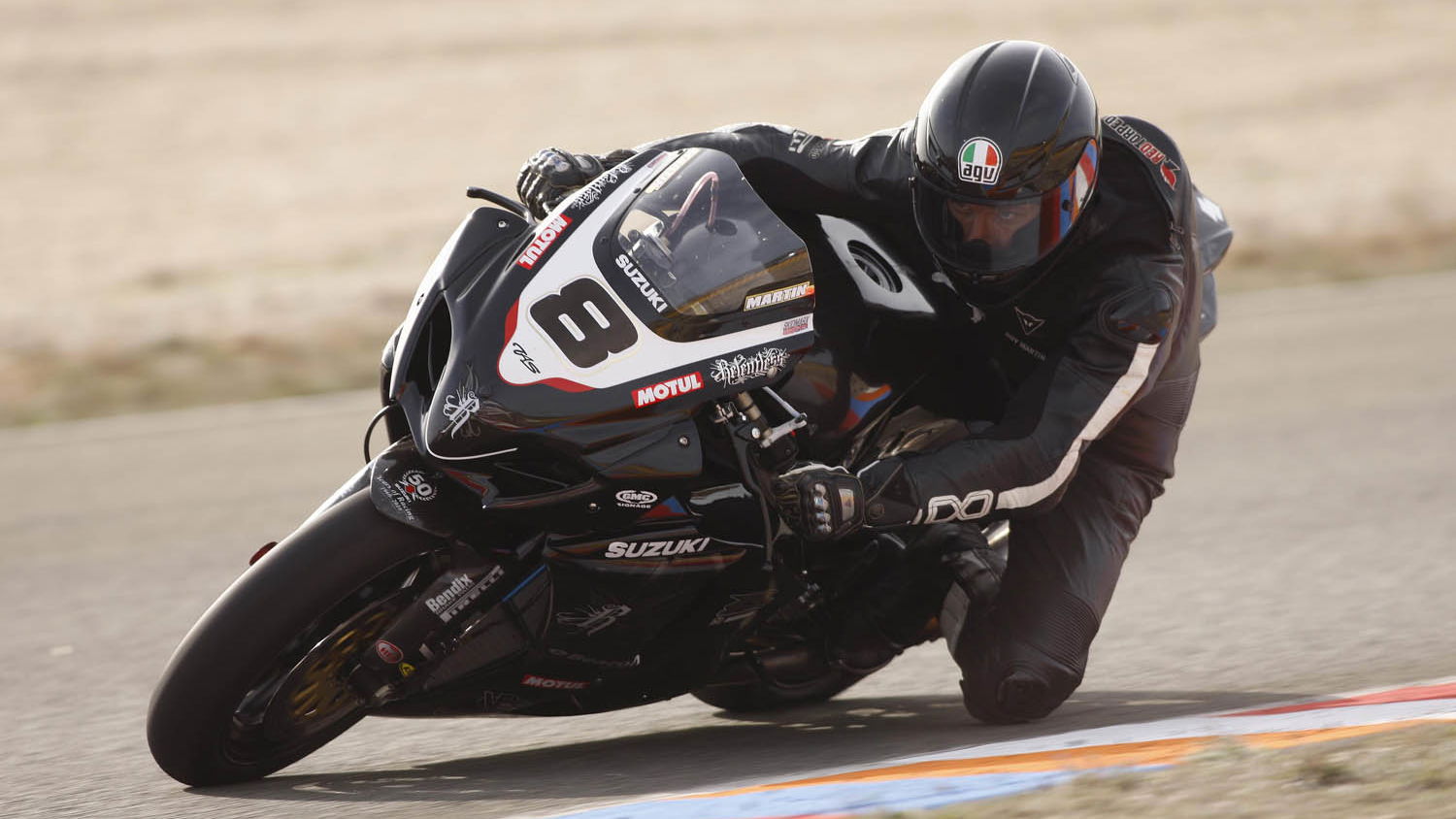 Martin gets first taste of TAS GSX-R1000