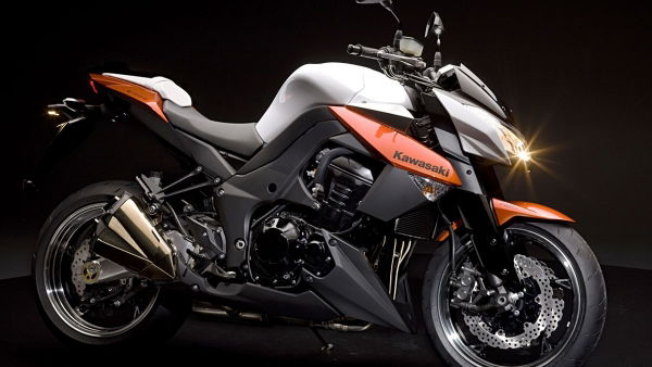 SCOOP: 2010 Kawasaki Z1000 revealed!