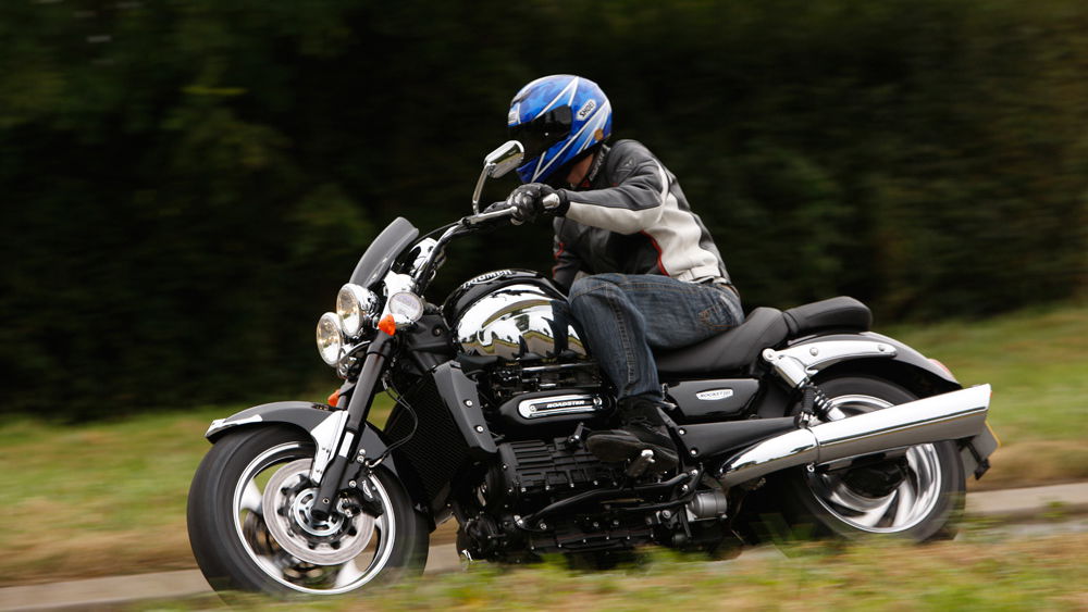 First Ride: 2010 Triumph Rocket 3 Roadster