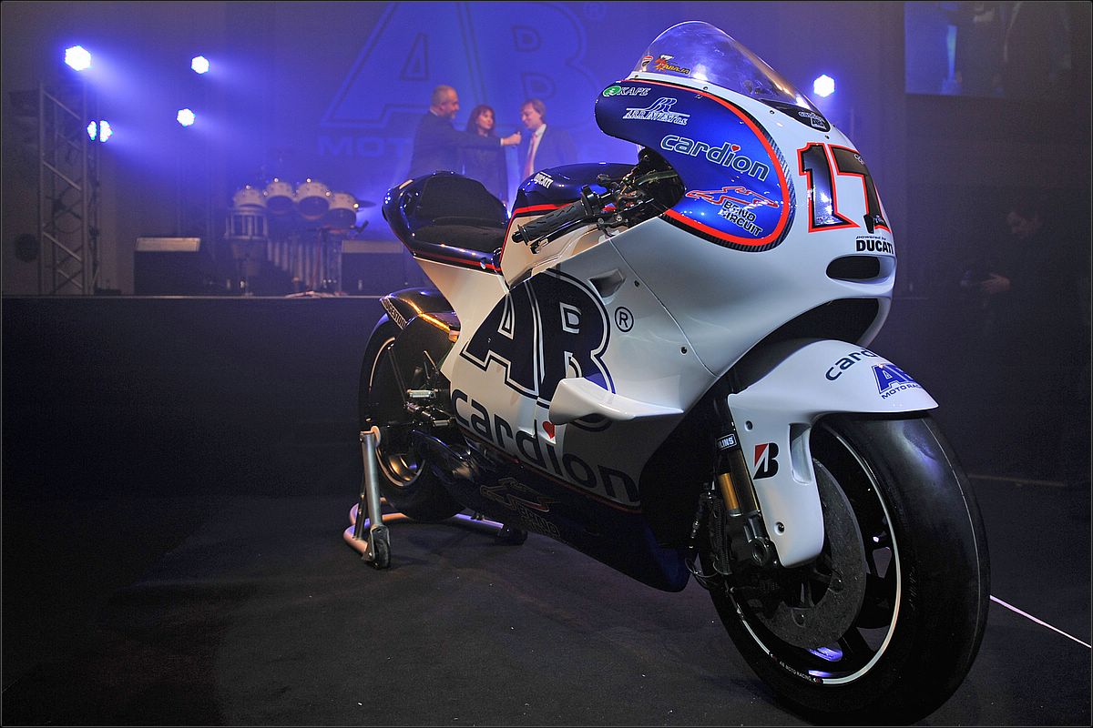 Lorenzo's 'Rockstar' tour of Indonesia