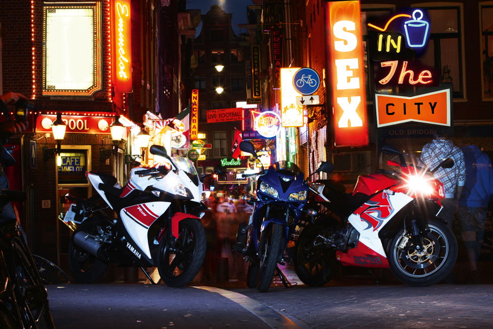 Bloodlust - Honda NR750 vs. Ducati Desmosedici