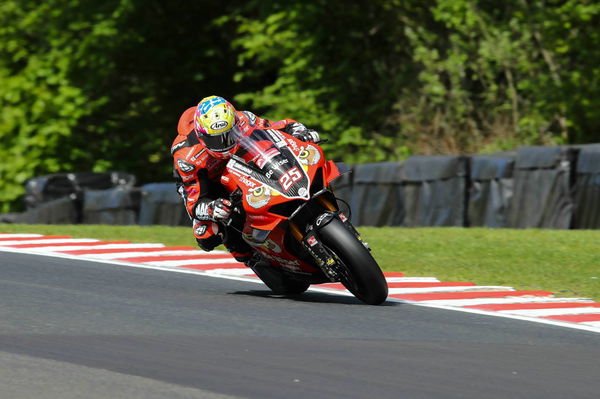 Iddon tops drying FP3 at Oulton Park