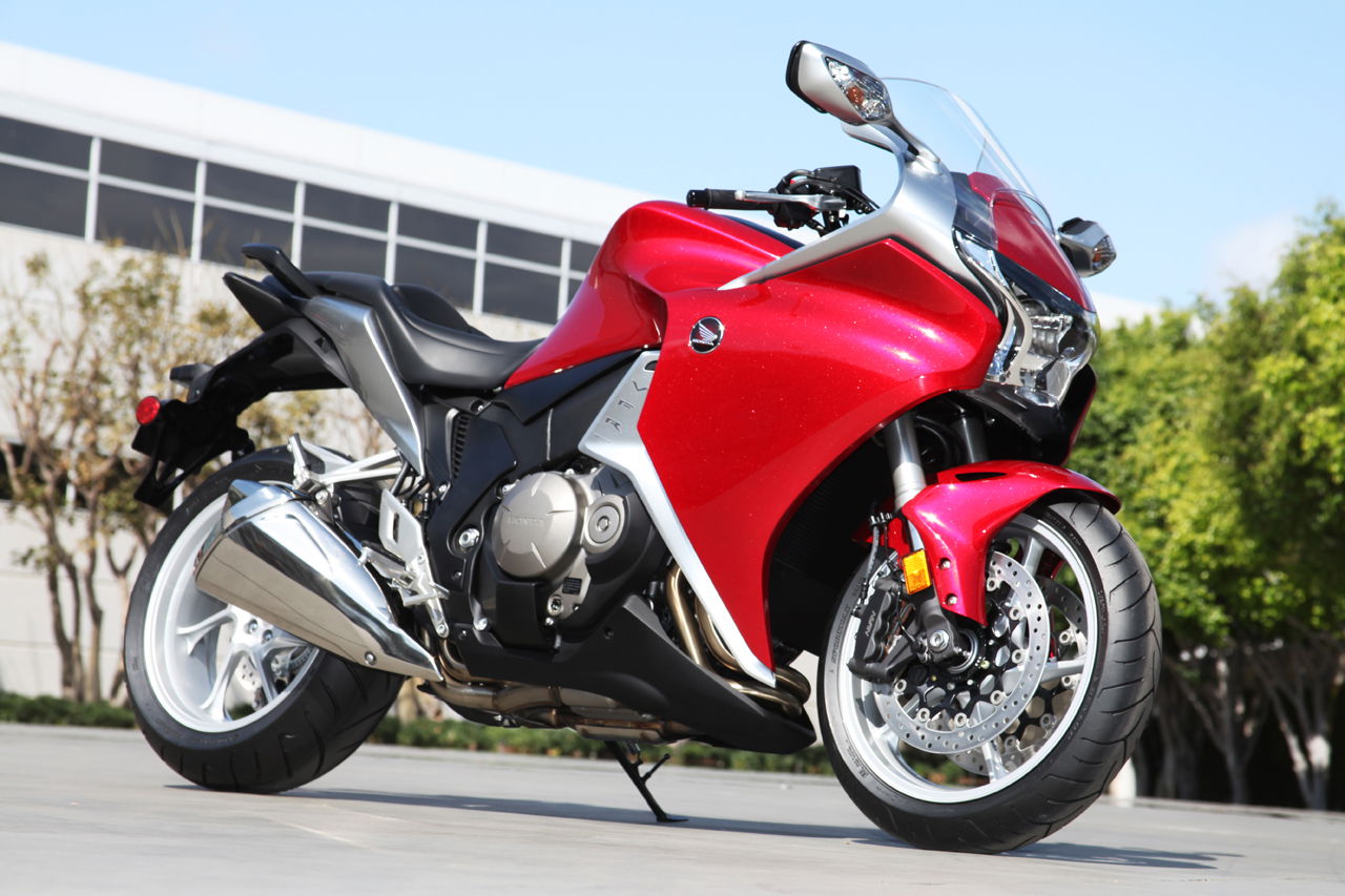 Honda VFR1200F launch: DCT transmission