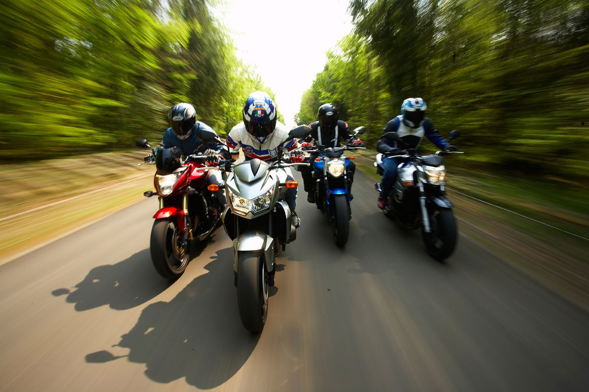 2007 CBR1000RR v ZX-10R v GSX-R1000 v R1