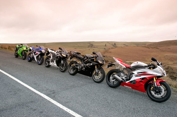 Road Test: R1100S v VTR v ZRX1200S v Bandit 1250S