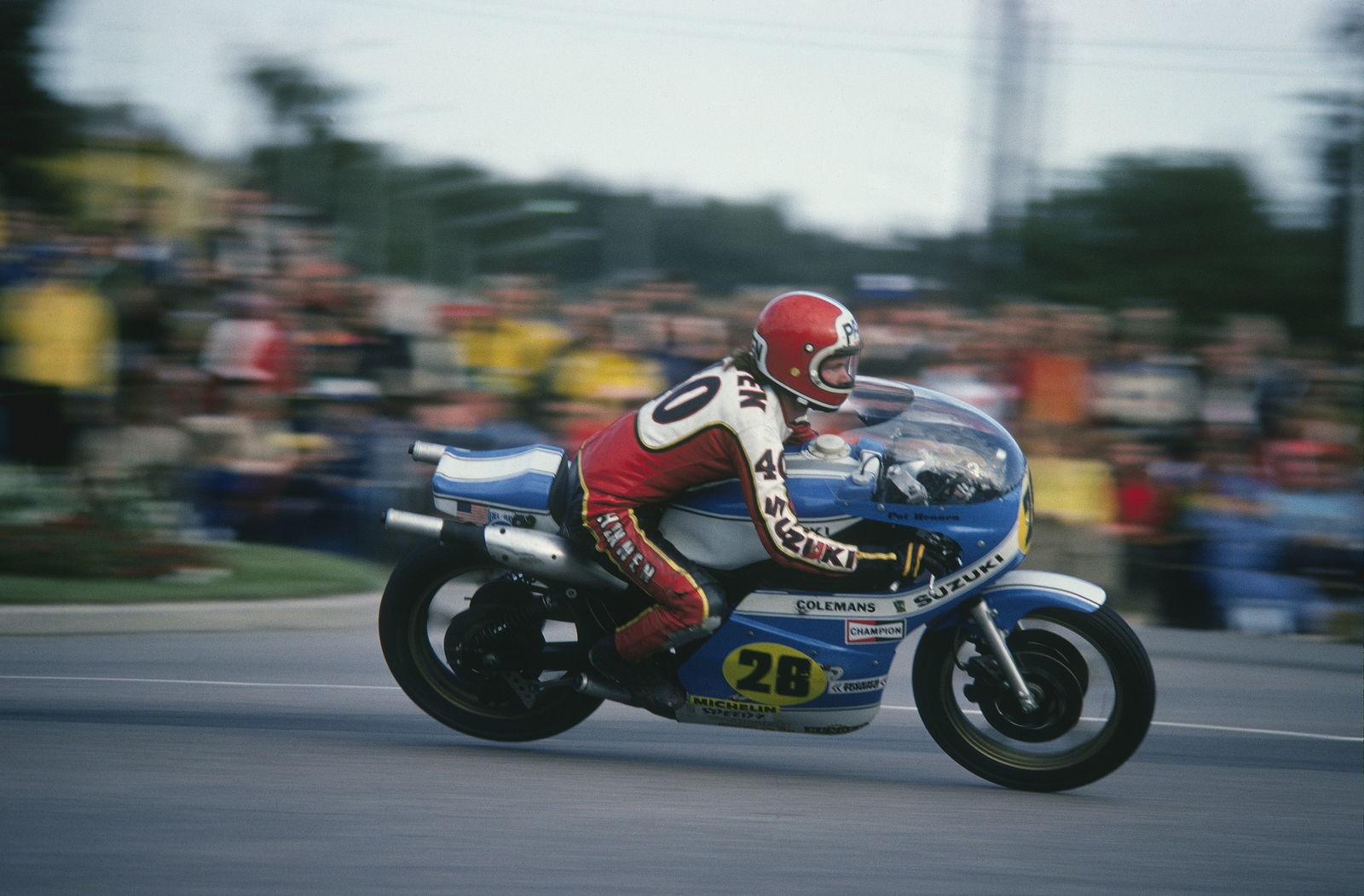 Pat Hennen, 1976 500cc Finnish Grand Prix. - Gold and Goose