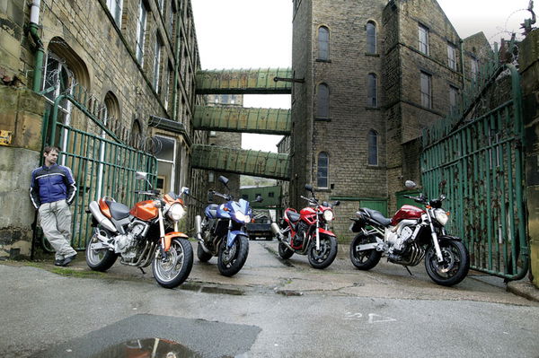 Bare Naked Ladies: Tuono, Super Duke, Brutale & Speed Triple