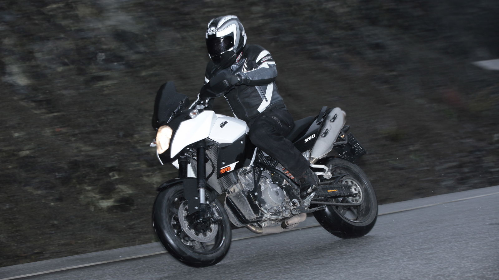 First Ride: KTM 990SMT ABS